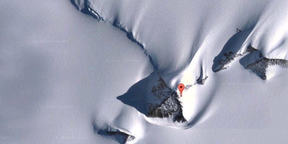 exploring-antarctica-conspiracy-theories