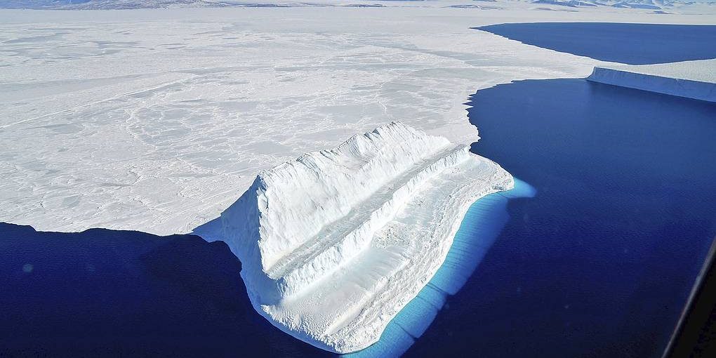 Lake Vostok Anomalies- Secrets Beneath The Ice Lake Vostok Anomalies: Secrets Beneath The Ice